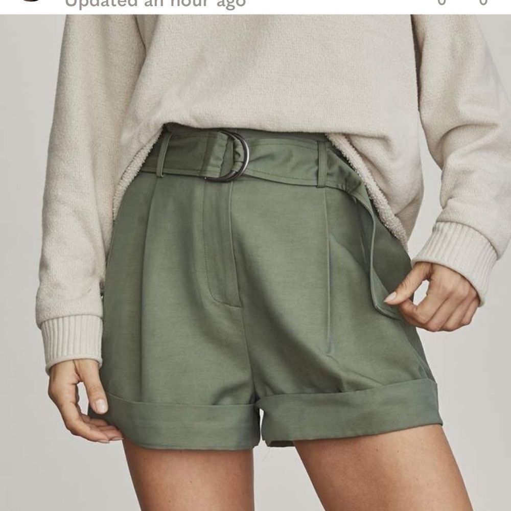 ELIZABETH AND JAMES Olive Green Women's Belted Shorts Size 6/28